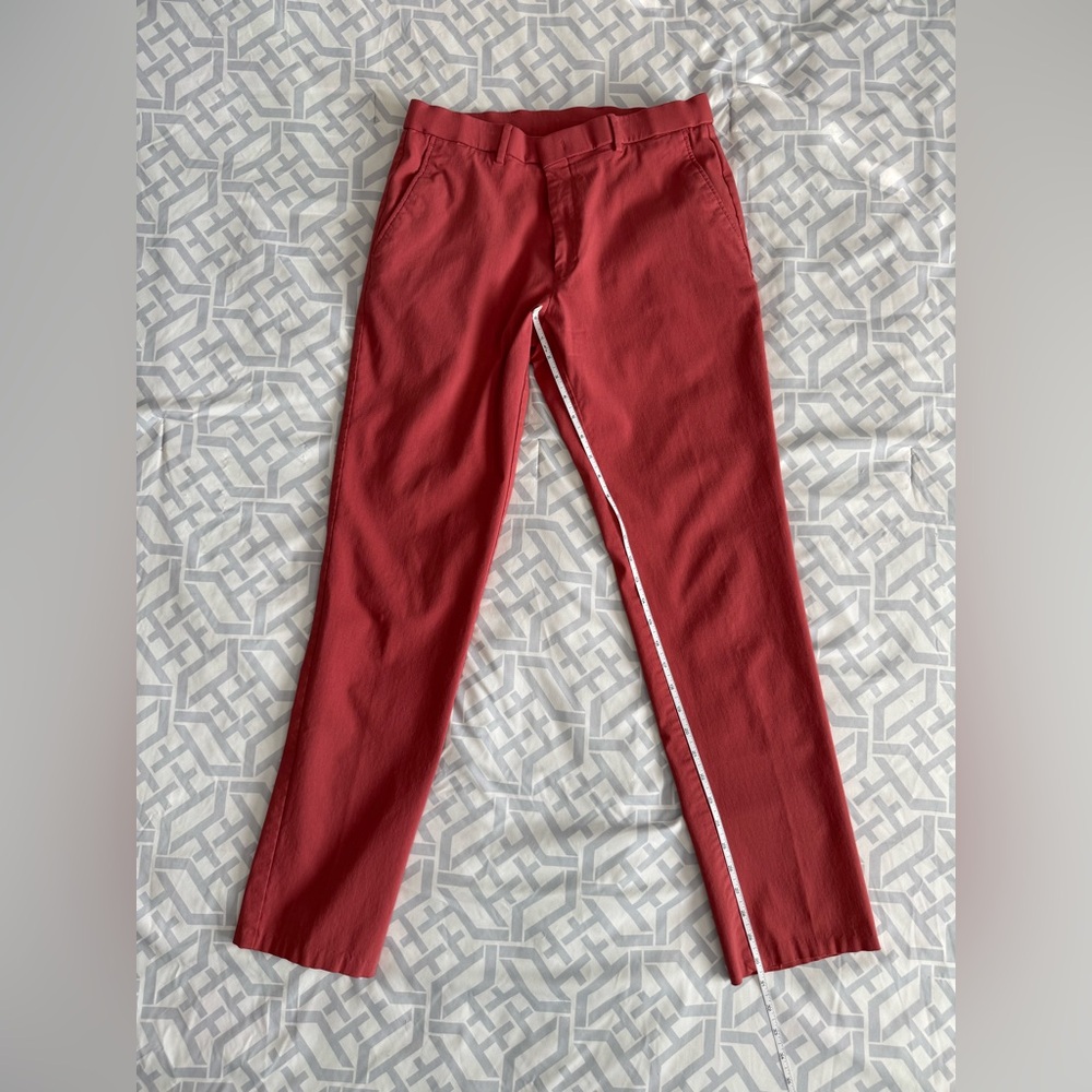 Tommy Hilfiger’s TH Flex Stretch Slim-Fit Chino Pants in Red